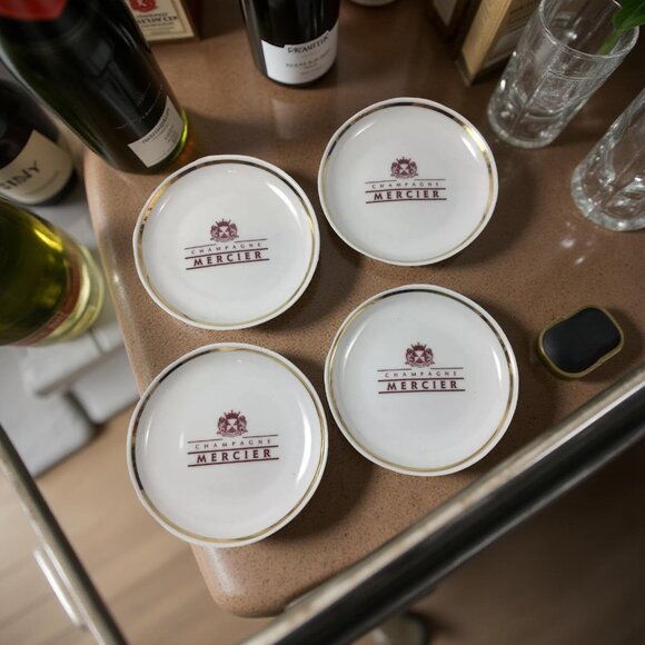 Vintage Champagne Mercier Coaster Set of 4 in Box – White Porcelain with Gold Tr - Picture 2 of 5